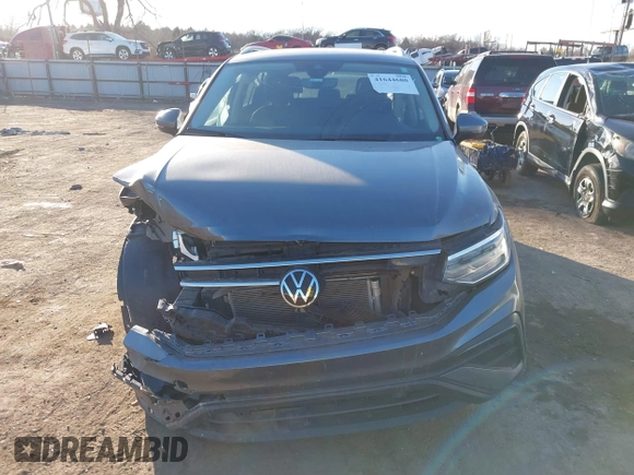 2022 Volkswagen Tiguan SE with VIN 3VV3B7AX6NM037247, listed as a IAAI auction lot 41644680 with 47,048 mi miles and . Bid and sale history available at DreamBid. Image 13.
