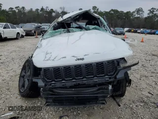 2024 Jeep Grand Cherokee Laredo X с VIN 1C4RJGAG5RC195923, выставлен на аукционе Copart как лот 46088565 с пробегом Не указан миль и На запчасти • Non repairable. История ставок и продаж доступна на DreamBid. Изображение 5.