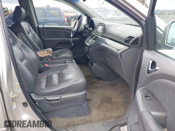 2007 Honda Odyssey EX-L with VIN 5FNRL38727B400249, listed as a IAAI auction lot 41813836 with 275,661 mi miles. Bid and sale history available at carsss.com. Image 5.