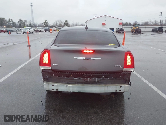 2016 Chrysler 300 with VIN 2C3CCAKG5GH334703, listed as a IAAI auction lot 40877306 with 141,799 mi miles. Bid and sale history available at carsss.com. Image 17.