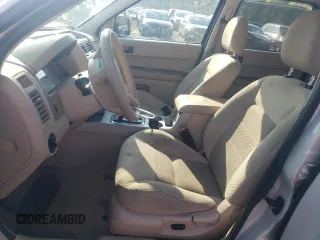 2008 Ford Escape XLT with VIN 1FMCU03178KD39680, listed as a Copart auction lot 62017805 with 149,799 mi miles and Salvage title. Bid and sale history available at DreamBid. Image 7.
