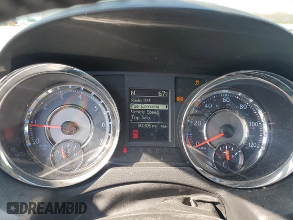 2014 Chrysler Town & Country Touring with VIN 2C4RC1BG1ER329463, listed as a Copart auction lot 53150245 with 90,305 mi miles and Salvage Title. Bid and sale history available at carsss.com. Image 9.