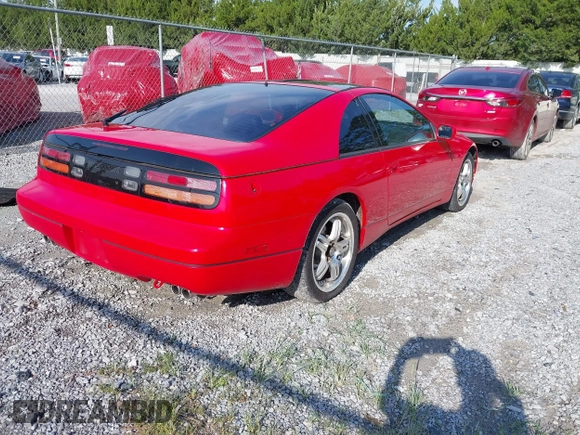 1996 Nissan 300ZX z VIN JN1RZ26D6TX590447, wystawiony jako IAAI lot #42476878 z przebiegiem 49 617 mil mil oraz . Historia ofert i sprzedaży dostępna na DreamBid. Obrazek 4.