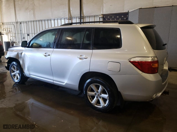 2010 Toyota Highlander with VIN 5TDBK3EH1AS033185, listed as a Copart auction lot 49480355 with 332,776 mi miles and Salvage Title. Bid and sale history available at carsss.com. Image 2.