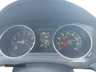 2015 Volkswagen Jetta SE z VIN 3VWD17AJXFM327152, wystawiony jako IAAI lot #42055458 z przebiegiem 69 412 mil mil oraz . Historia ofert i sprzedaży dostępna na DreamBid. Obrazek 7.