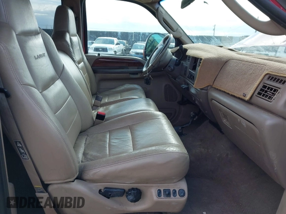 2003 Ford F-350 XL z VIN 1FTSW31P43EC26926, wystawiony jako IAAI lot #42237720 z przebiegiem Nie podano mil oraz . Historia ofert i sprzedaży dostępna na DreamBid. Obrazek 5.
