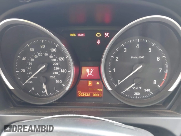 2012 BMW Z4 sDrive28i z VIN WBALL5C56CE716558, wystawiony jako IAAI lot #42065347 z przebiegiem 93 438 mil mil oraz . Historia ofert i sprzedaży dostępna na DreamBid. Obrazek 6.