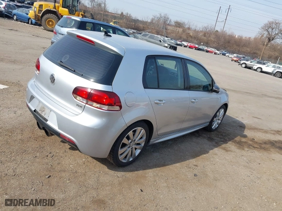 2013 Volkswagen Golf TDI w/Sunroof & Nav with VIN WVWNM7AJ1DW031965, listed as a IAAI auction lot 41805349 with 184,738 mi miles. Bid and sale history available at carsss.com. Image 4.