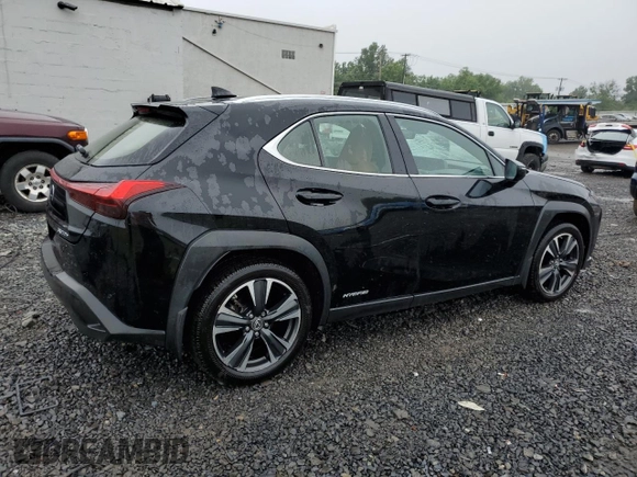 2021 Lexus UX 250h with VIN JTHP9JBH4M2052480, listed as a Copart auction lot 59948845 with 22,033 mi miles and Salvage title. Bid and sale history available at DreamBid. Image 3.
