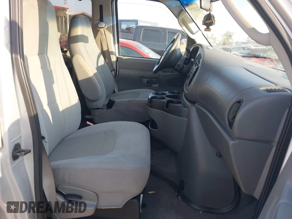 2008 Ford Econoline Passenger XL with VIN 1FBNE31LX8DA80014, listed as a IAAI auction lot 42183949 with 130,092 mi miles and . Bid and sale history available at DreamBid. Image 5.