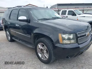 2010 Chevrolet Tahoe LTZ с VIN 1GNUKCE07AR183648, выставлен на аукционе IAAI как лот 42284280 с пробегом 225 412 миль миль и . История ставок и продаж доступна на DreamBid. Изображение 1.