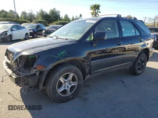 1999 Lexus RX 300 Luxury SUV with VIN JT6HF10U2X0061040, listed as a Copart auction lot 88153515 with 192,384 mi miles and Salvage Title. Bid and sale history available at carsss.com. Image 1.