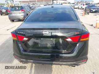 2024 Nissan Altima SR with VIN 1N4BL4CV1RN424324, listed as a IAAI auction lot 42080315 with 19,510 mi miles and . Bid and sale history available at DreamBid. Image 16.