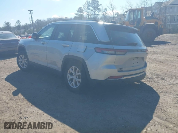 2023 Jeep Grand Cherokee Limited with VIN 1C4RJGBG2PC575376, listed as a IAAI auction lot 40078888 with 12,381 mi miles and . Bid and sale history available at DreamBid. Image 3.