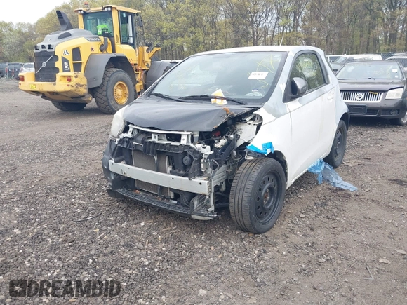2013 Scion iQ with VIN JTNJJXB06DJ022801, listed as a IAAI auction lot 42152740 with Not provided miles and . Bid and sale history available at DreamBid. Image 2.