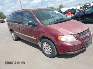 2001 Dodge Caravan Sport with VIN 2B4GP44371R357363, listed as a IAAI auction lot 42051708 with 127,352 mi miles and . Bid and sale history available at carsss.com. Image 1.