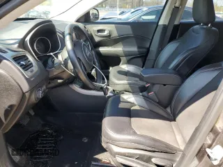 2017 Jeep Compass Latitude with VIN 3C4NJCBB8HT653337, listed as a Copart auction lot 52297435 with 116,693 mi miles and Non repairable. Bid and sale history available at DreamBid. Image 7.