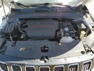 2018 Jeep Compass Latitude z VIN 3C4NJCBB8JT495295, wystawiony jako Copart lot #61054315 z przebiegiem 50 324 mil mil oraz Szkoda całkowita • Salvage title. Historia ofert i sprzedaży dostępna na DreamBid. Obrazek 11.