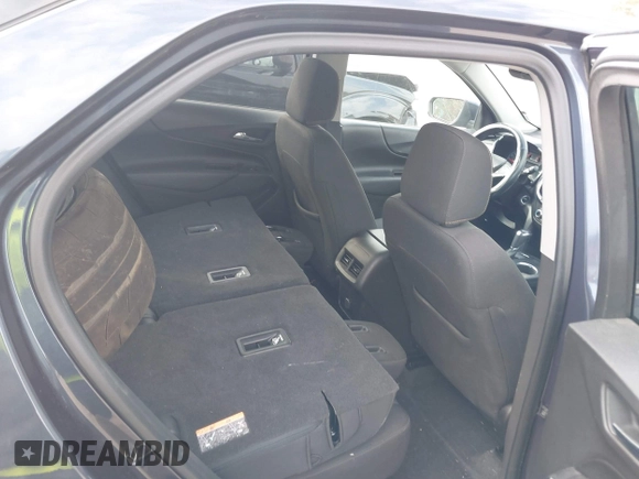 2018 Chevrolet Equinox LT with VIN 3GNAXSEV3JL393567, listed as a IAAI auction lot 40687133 with 60,658 mi miles. Bid and sale history available at carsss.com. Image 8.