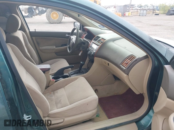 2003 Honda Accord LX z VIN JHMCM56313C053632, wystawiony jako IAAI lot #42094825 z przebiegiem 209 612 mil mil oraz . Historia ofert i sprzedaży dostępna na DreamBid. Obrazek 5.
