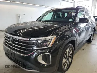 2024 Volkswagen Atlas SE with VIN 1V2HR2CA7RC555188, listed as a IAAI auction lot 42791847 with 29,357 mi miles and . Bid and sale history available at DreamBid. Image 7.
