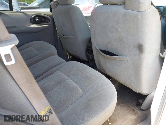 2005 Chevrolet TrailBlazer LT with VIN 1GNDT13SX52297180, listed as a IAAI auction lot 41986574 with 1 mi miles. Bid and sale history available at carsss.com. Image 8.