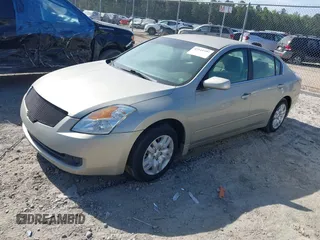 2009 Nissan Altima 2.5 S with VIN 1N4AL21E69N445043, listed as a IAAI auction lot 42141999 with 156,010 mi miles. Bid and sale history available at carsss.com. Image 2.
