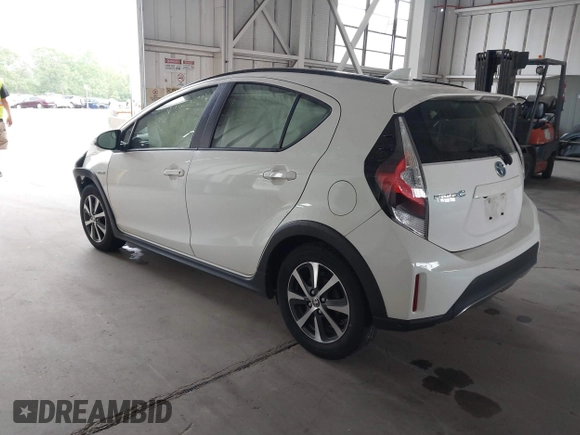 2018 Toyota Prius One with VIN JTDKDTB31J1608112, listed as a IAAI auction lot 42086063 with 51,847 mi miles and . Bid and sale history available at DreamBid. Image 3.