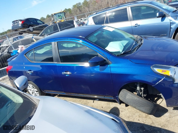 2019 Nissan Versa Sedan SV with VIN 3N1CN7AP1KL877494, listed as a IAAI auction lot 41692194 with 121,323 mi miles. Bid and sale history available at carsss.com. Image 13.