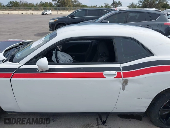 2020 Dodge Challenger SXT with VIN 2C3CDZAG5LH226489, listed as a IAAI auction lot 41781249 with Not Provided miles and . Bid and sale history available at DreamBid. Image 15.