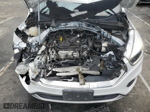 2019 Ford Escape SE with VIN 1FMCU0GD5KUB04825, listed as a Copart auction lot 48817285 with 38,902 mi miles and Salvage Title. Bid and sale history available at carsss.com. Image 12.
