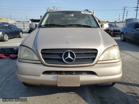 2001 Mercedes-Benz M-Class with VIN 4JGAB72E51A238787, listed as a Copart auction lot 75323734 with 275,411 mi miles and Clean Title. Bid and sale history available at carsss.com. Image 5.