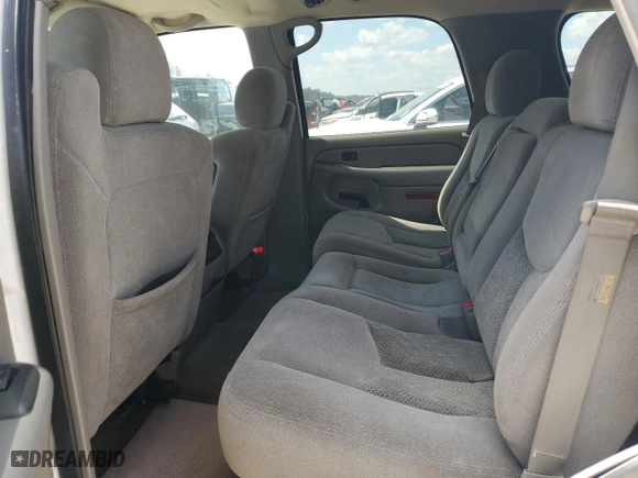 2005 Chevrolet Tahoe LT with VIN 1GNEC13T15R193424, listed as a Copart auction lot 86332584 with 206,260 mi miles and Salvage Title. Bid and sale history available at carsss.com. Image 11.