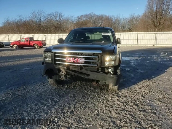 2013 GMC Sierra 1500 SLE z VIN 1GTR1VE01DZ201398, wystawiony jako Copart lot #88849105 z przebiegiem 82 312 mil mil oraz Szkoda całkowita • Salvage title. Historia ofert i sprzedaży dostępna na DreamBid. Obrazek 10.