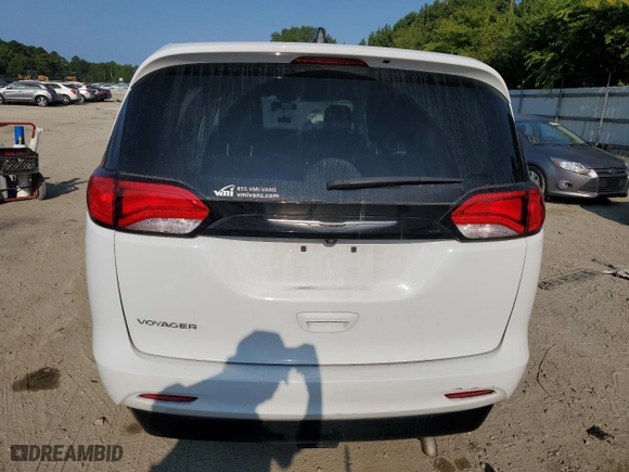 2022 Chrysler Voyager LX with VIN 2C4RC1CG0NR163421, listed as a Copart auction lot 68677214 with NaN miles and Salvage Title. Bid and sale history available at carsss.com. Image 6.