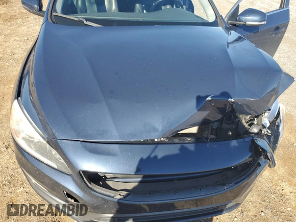 2015 Volvo V60 T5 Drive-E Premier with VIN YV140MEK8F1245614, listed as a Copart auction lot 81564504 with 93,277 mi miles and Salvage Title. Bid and sale history available at carsss.com. Image 11.