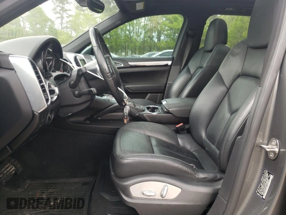 2014 Porsche Cayenne with VIN WP1AA2A22ELA08652, listed as a Copart auction lot 52549315 with 88,274 mi miles and Salvage Title. Bid and sale history available at DreamBid. Image 7.