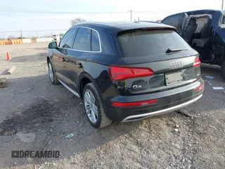 2019 Audi Q5 Prestige with VIN WA1CNAFY2K2055259, listed as a IAAI auction lot 41761227 with 48,983 mi miles. Bid and sale history available at carsss.com. Image 3.
