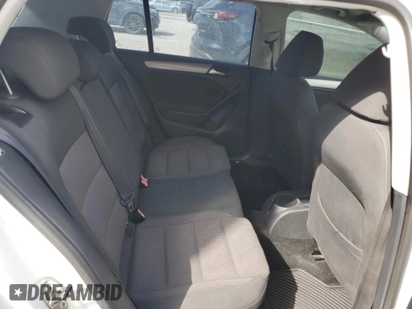 2010 Volkswagen Golf с VIN WVWDA7AJ9AW409966, выставлен на аукционе Copart как лот 45297375 с пробегом 153 550 миль миль и Списание • Salvage title. История ставок и продаж доступна на DreamBid. Изображение 10.