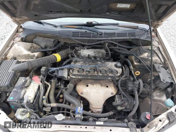 2001 Honda Accord LX z VIN JHMCG56471C028960, wystawiony jako IAAI lot #42223734 z przebiegiem 387 033 mil mil oraz . Historia ofert i sprzedaży dostępna na DreamBid. Obrazek 10.