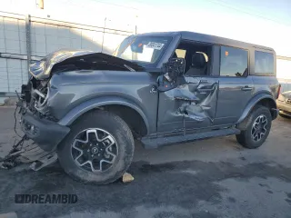 2022 Ford Bronco with VIN 1FMEE5DP0NLA77206, listed as a Copart auction lot 83041744 with 0 mi miles and Salvage Title. Bid and sale history available at carsss.com. Image 1.