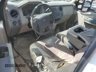 2008 Ford F-250 XL с VIN 1FTSX21508EE15568, выставлен на аукционе Copart как лот 55479405 с пробегом 441 704 миль миль и Списание • Salvage title. История ставок и продаж доступна на DreamBid. Изображение 8.