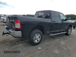 2022 Ram 2500 Big Horn with VIN 3C6UR5DJXNG104142, listed as a Copart auction lot 84135924 with 72,289 mi miles and Salvage Title. Bid and sale history available at carsss.com. Image 3.