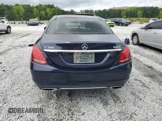 2015 Mercedes-Benz C 300 Luxury z VIN 55SWF4KB1FU001066, wystawiony jako Copart lot #60820545 z przebiegiem 71 713 mil mil oraz Czysty tytuł • Clean title. Historia ofert i sprzedaży dostępna na DreamBid. Obrazek 6.