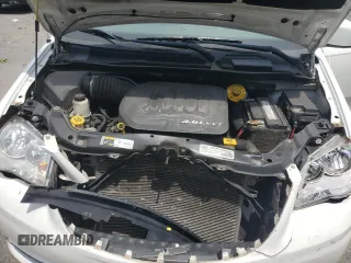 2016 Chrysler Town & Country Touring with VIN 2C4RC1BG8GR260127, listed as a Copart auction lot 60160004 with 211,161 mi miles and Salvage Title. Bid and sale history available at carsss.com. Image 12.