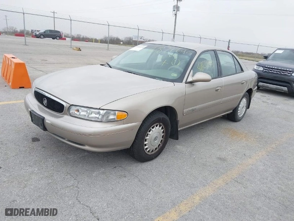 2001 Buick Century Custom with VIN 2G4WS52J611336390, listed as a IAAI auction lot 41822295 with 180380 miles. Bid and sale history available at carsss.com. Image 2.