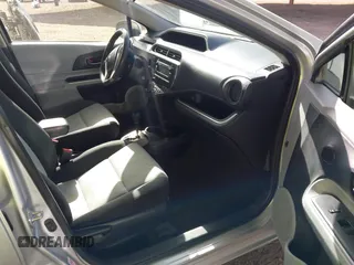 2014 Toyota Prius One with VIN JTDKDTB33E1085665, listed as a IAAI auction lot 41703055 with 135,129 mi miles and . Bid and sale history available at DreamBid. Image 5.