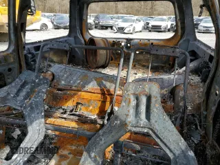 2001 Ford Explorer XLS with VIN 1FMZU72E11ZA28427, listed as a Copart auction lot 48242155 with Not provided miles and Non repairable. Bid and sale history available at DreamBid. Image 10.