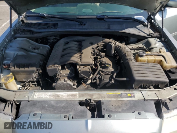 2005 Chrysler 300 with VIN 2C3AA53G45H528705, listed as a Copart auction lot 55176745 with 172,422 mi miles and Clean Title. Bid and sale history available at carsss.com. Image 11.
