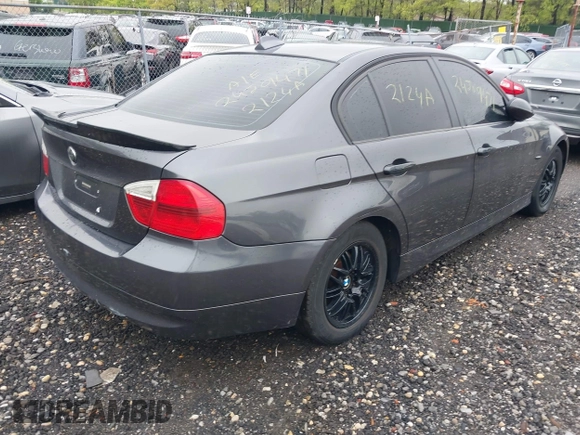 2008 BMW 3 Series 328xi with VIN WBAVC73508KX90880, listed as a IAAI auction lot 42198367 with Not provided miles and . Bid and sale history available at DreamBid. Image 4.